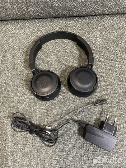 Беспроводные наушники jbl t450bt