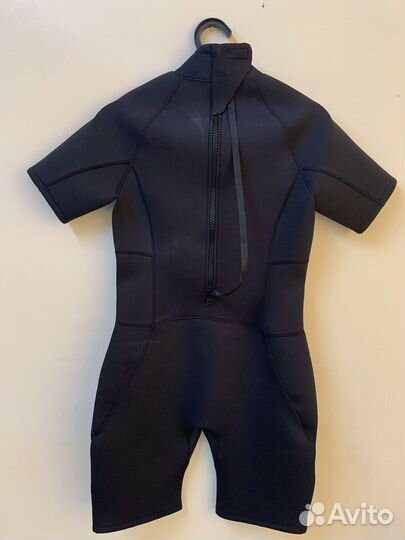 Гидрокостюм