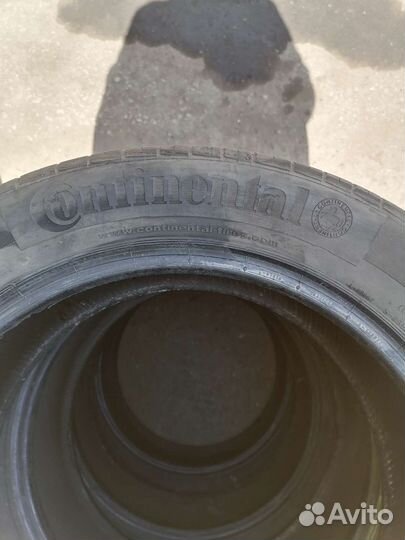 Continental ContiPremiumContact 5 215/55 R17 94