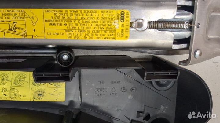 Домкрат Audi A8 (D3), 2003