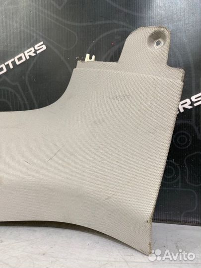 Обшивка салона левая Audi A6 Allroad C6 AUK