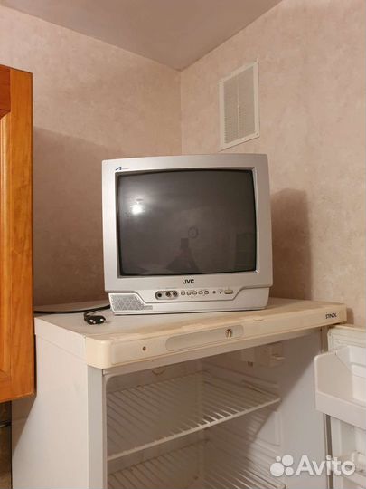 Телевизор JVC