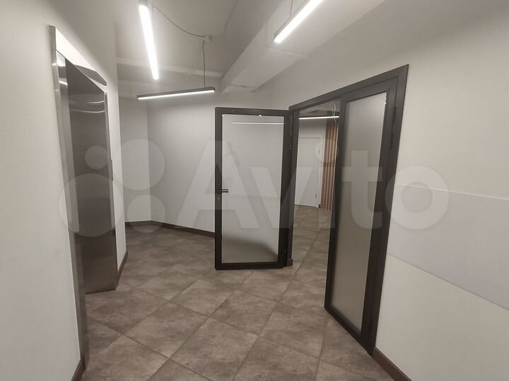 Офис, 592.2 м²