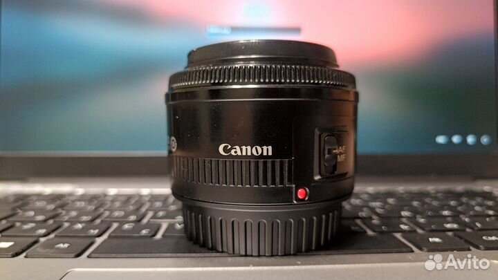 Объектив canon EF 50mm 1.8