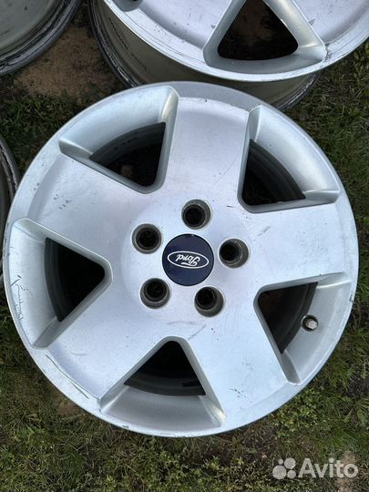 Диски оригинальные Ford 6.0x15 ET 52.5