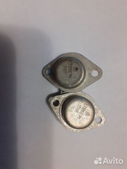 Составные транзисторы кт827А кт825Г.818гм.819гм