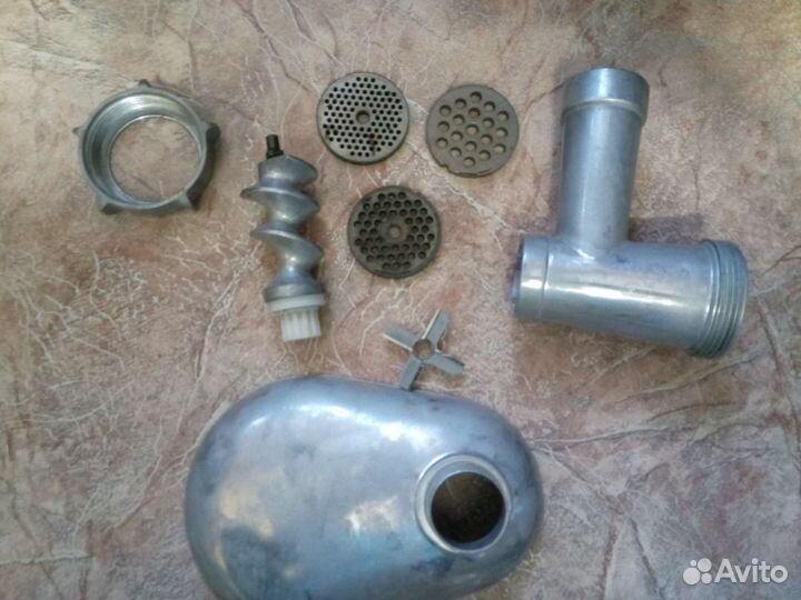 Мясорубка электрическая на запчасти