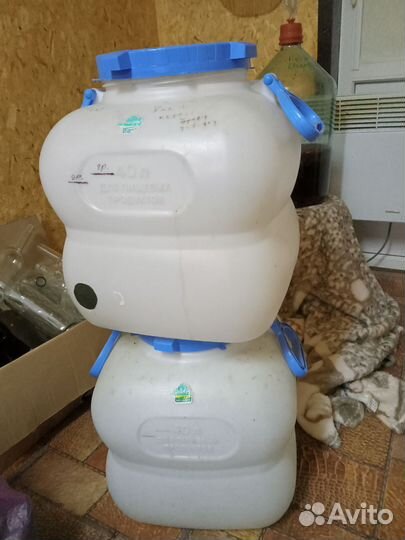 Канистра для воды 40л