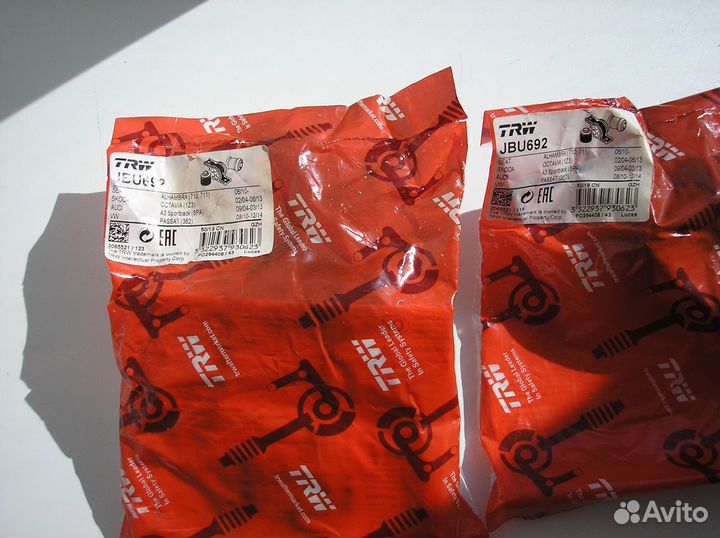 Сайлентблок TRW JBU 692