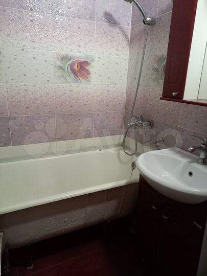 2-к. квартира, 52 м², 4/5 эт.