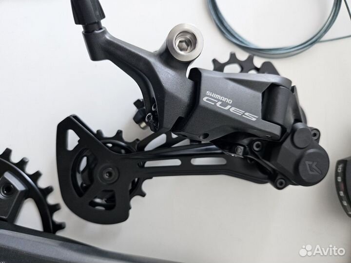 Групсет Shimano cues U6000 10 speed