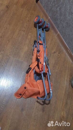 Прогулочная коляска трость бу