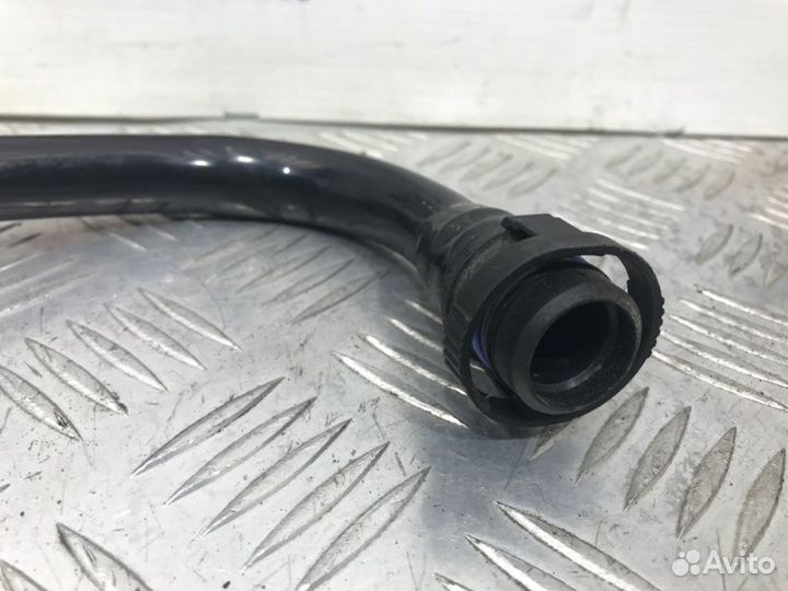 Трубка топливная Audi A6 C6 2.0 2008