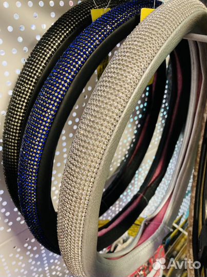 Оплетка руля со стразами