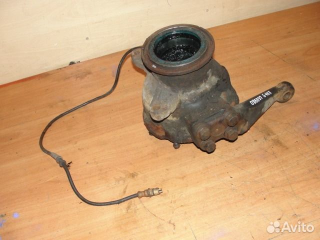 Передние кулаки Mercedes w463 03г