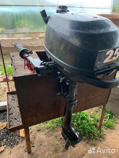 Лодочный мотор