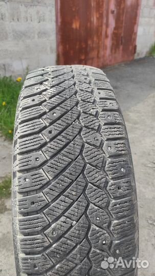 Continental ContiIceContact 4x4 215/70 R16 100T