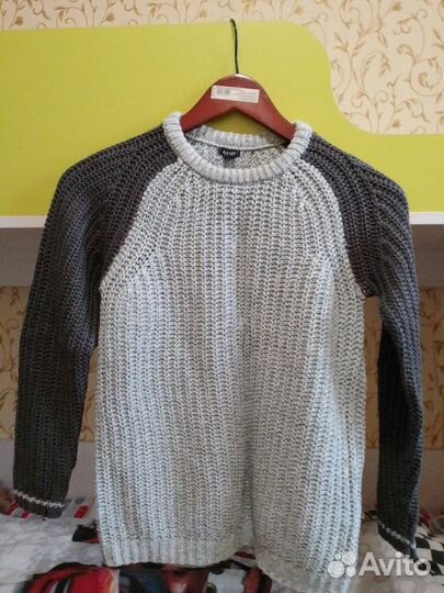 Свитер подростковый