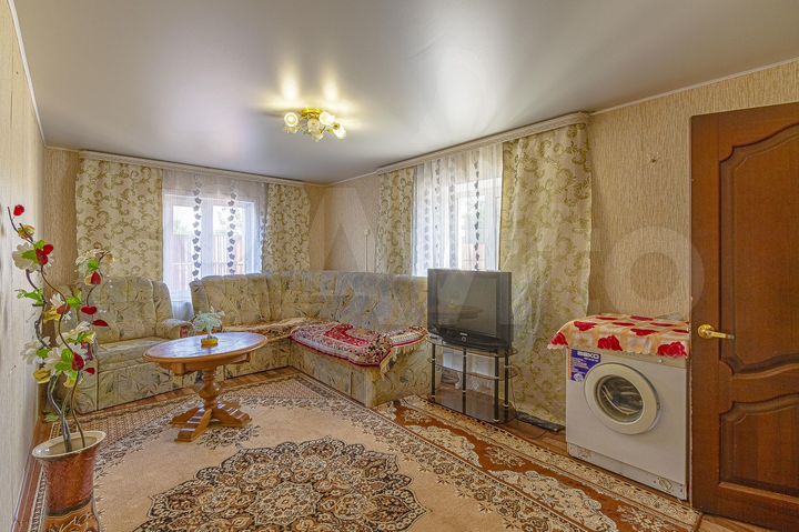 Дом 178 м² на участке 6 сот.