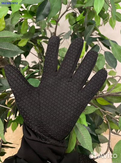 Перчатки Nike новые