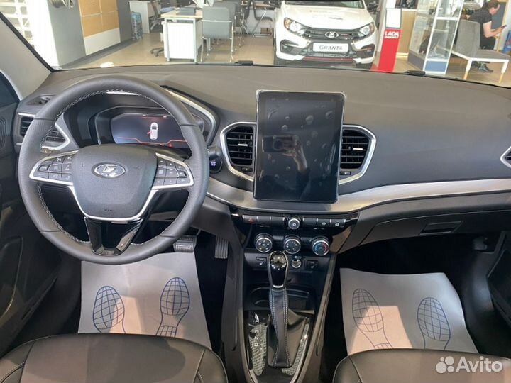 LADA Vesta 1.8 CVT, 2024