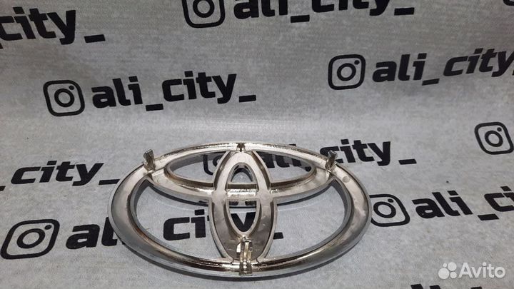 Знак тойота решетки радиатора Камри 50 55