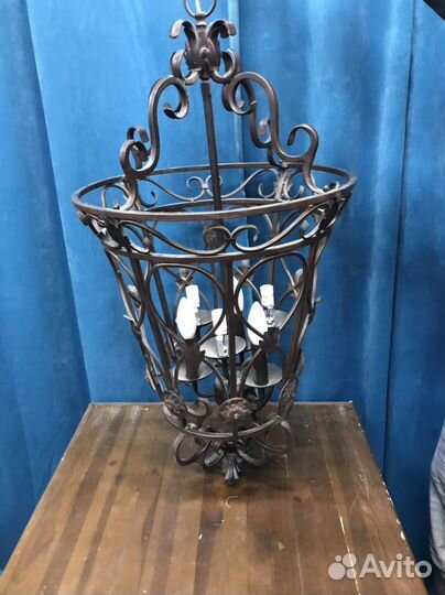 Люстра кованая для кафе