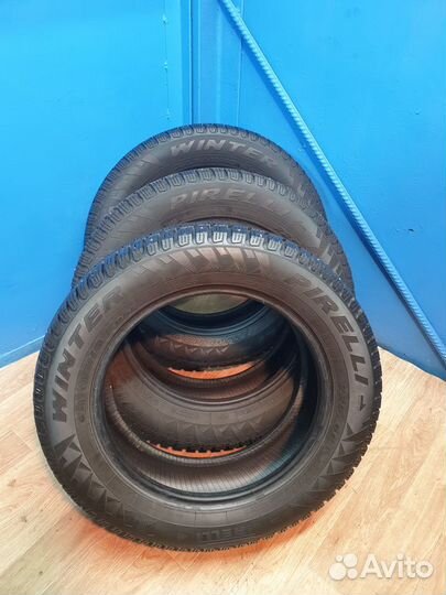 Pirelli Winter Carving Edge 225/60 R17