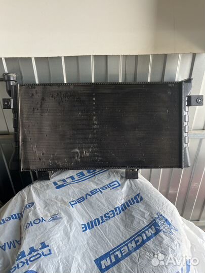 Продам радиатор на ниву