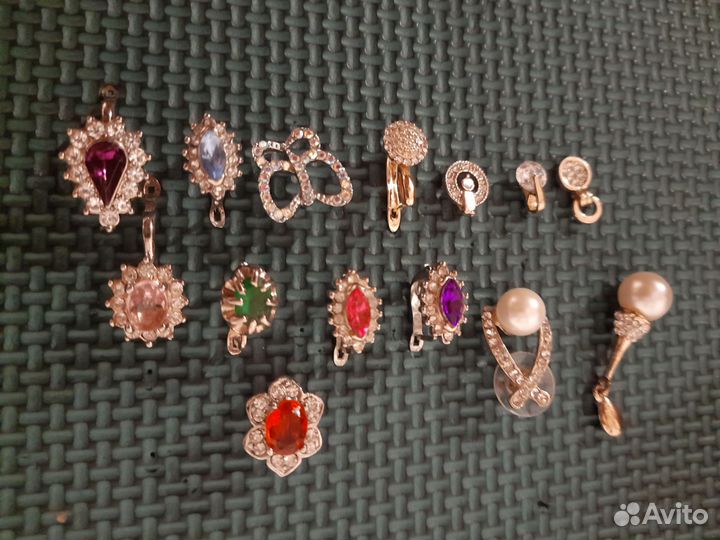 Серьги и кулоны