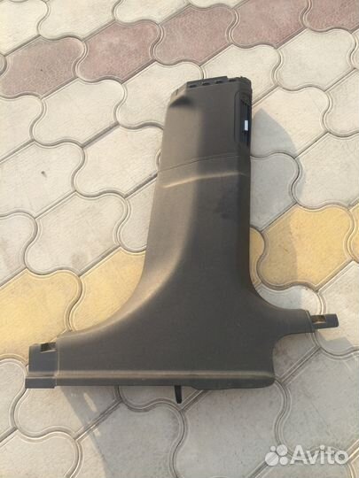 Обшивки и накладки стойки BMW 7 series F01