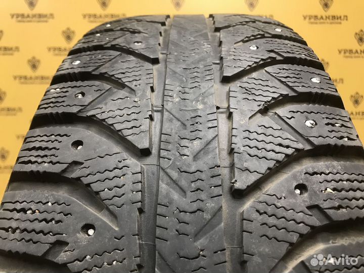 Bridgestone Ice Cruiser 7000 225/65 R17 106T