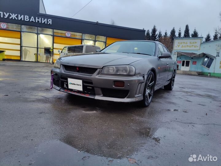 Nissan Skyline 1.8 AT, 1981, 310 000 км