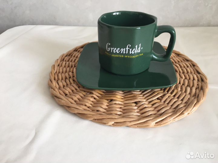 Плетеная сервировочная салфетка из бумажной лозы