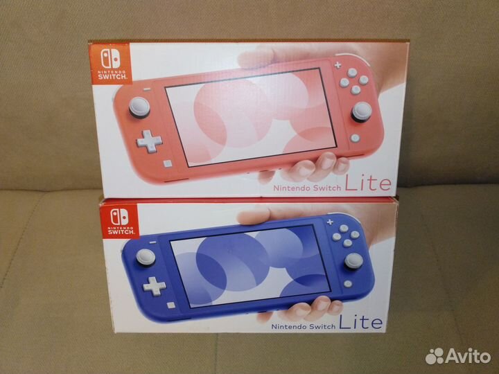 Nintendo switch lite (новая)