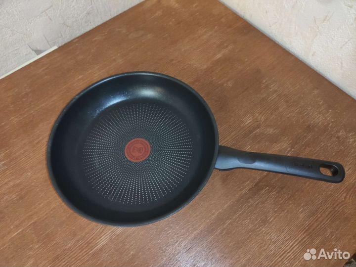 Сковорода tefal 26 новая