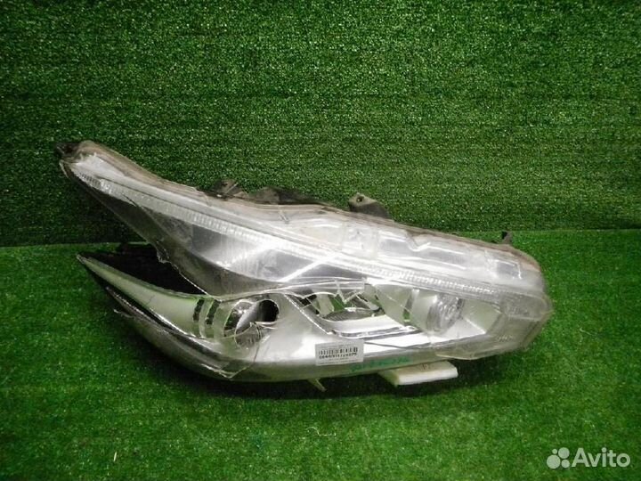Фара правая Nissan Murano