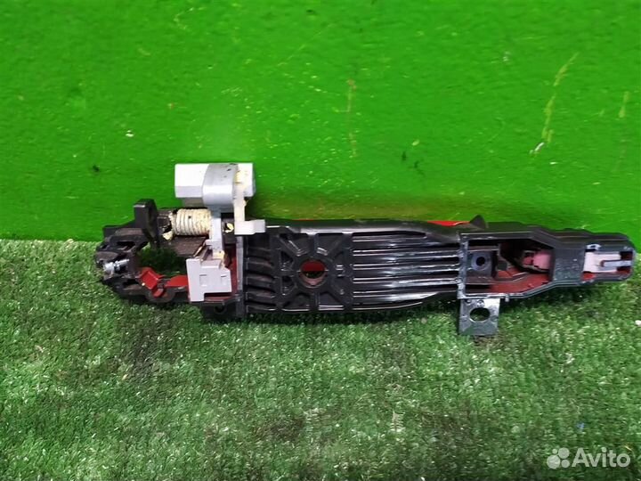 Ручка наружная двери передней левой Mazda 3 (BL)