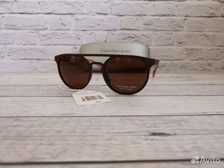 Calvin Klein новые солнцезащитные очки США