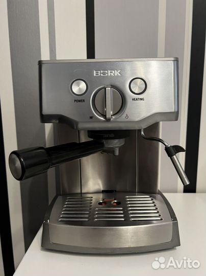 Кофемашина рожковая bork