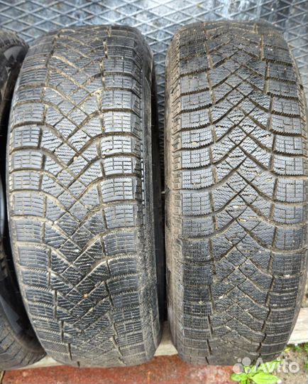 Pirelli Ice Zero FR 185/60 R15