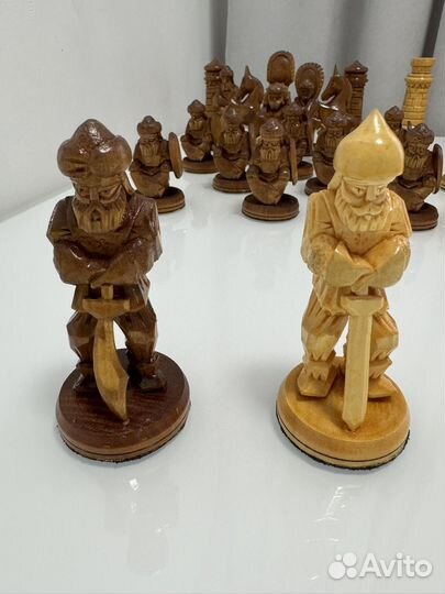 Шахматные фигуры ручной работы