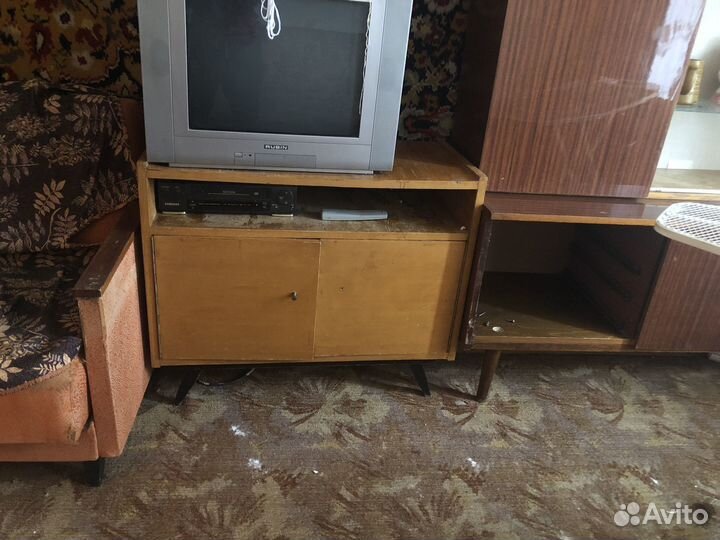 Мебель бу тумба под тв