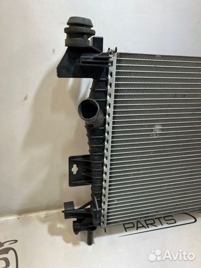Радиатор основной Ford Focus 3 CB8 1.6L duratec