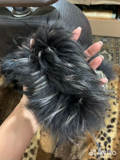 Меховой воротник чернобурка