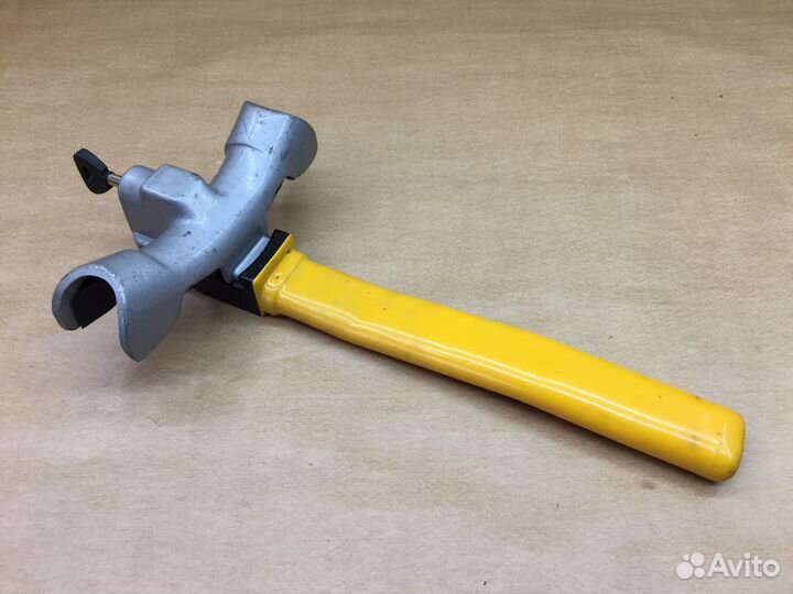 Блокиратор на руль