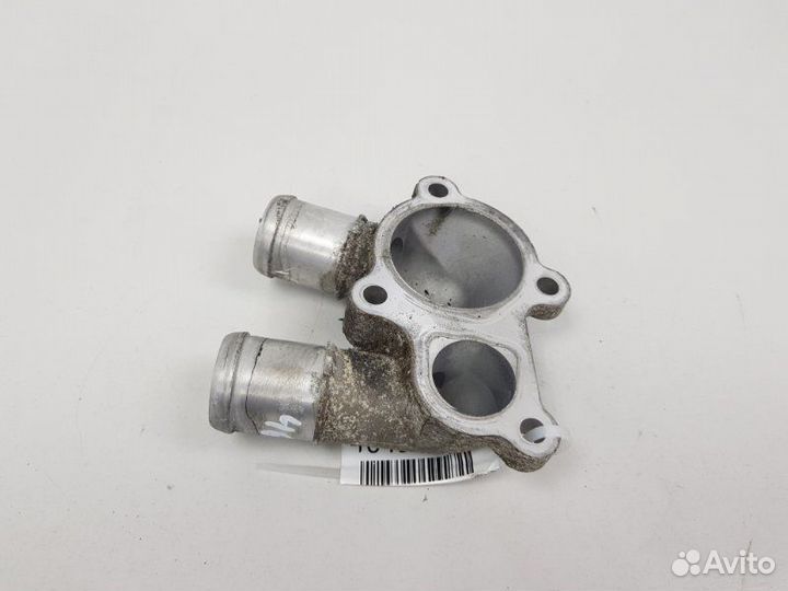 Фланец системы охлаждения Kia Rio хэтчбек 5 дв