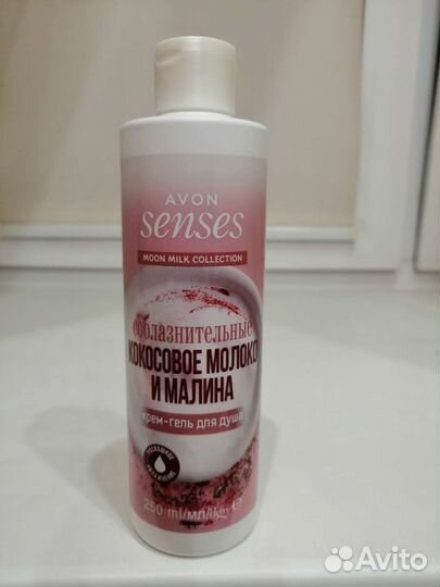 Гели для душа avon