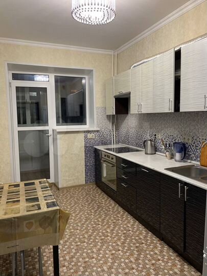 2-к. квартира, 64 м², 7/12 эт.