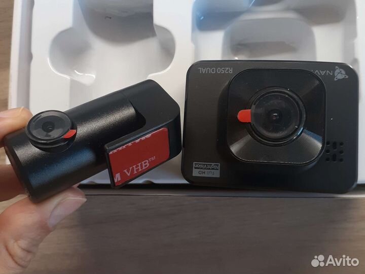 Видеорегистратор navitel